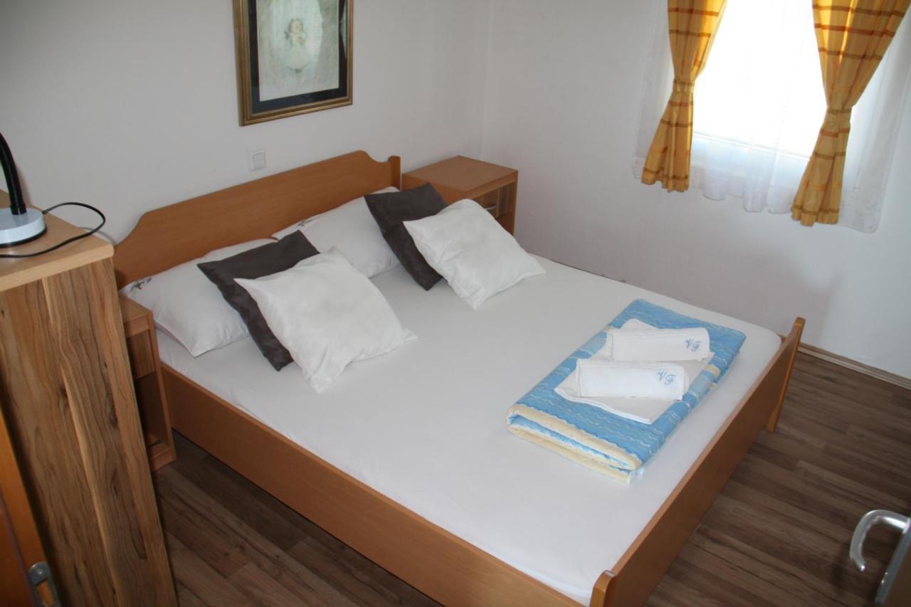 Apartmán Vila Filipasic Vir Exteriér fotografie