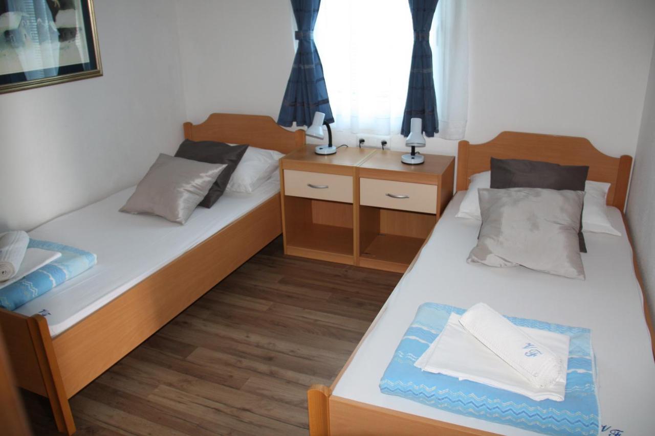 Apartmán Vila Filipasic Vir Exteriér fotografie