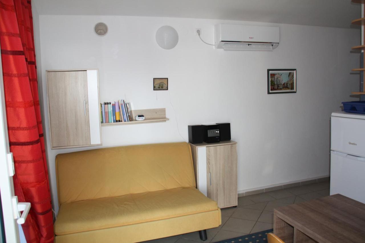 Apartmán Vila Filipasic Vir Exteriér fotografie