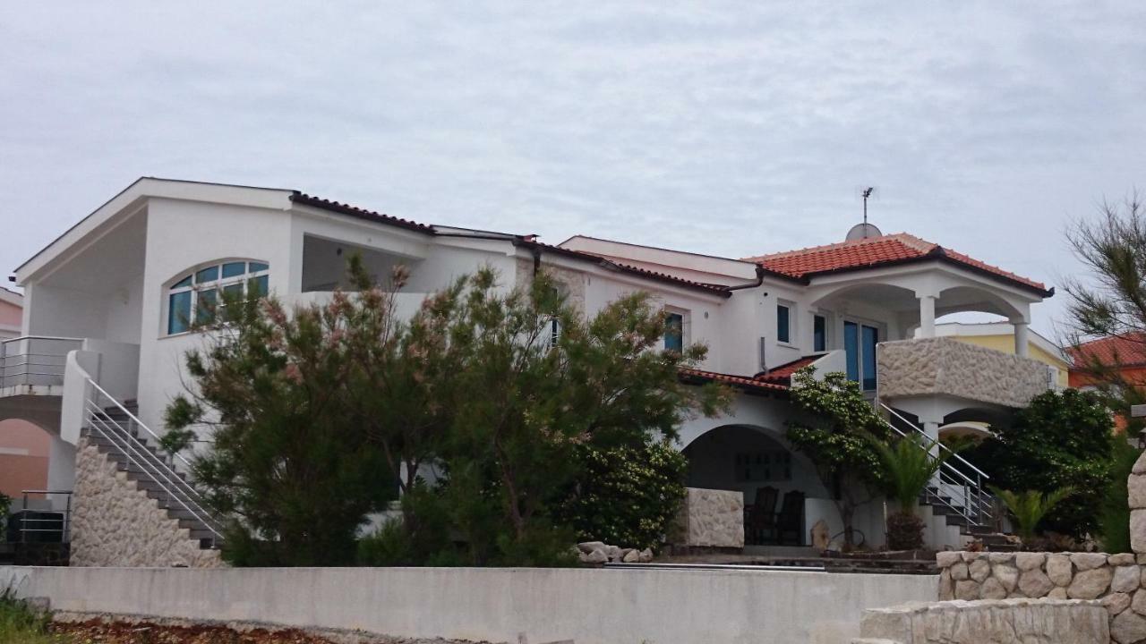 Apartmán Vila Filipasic Vir Exteriér fotografie