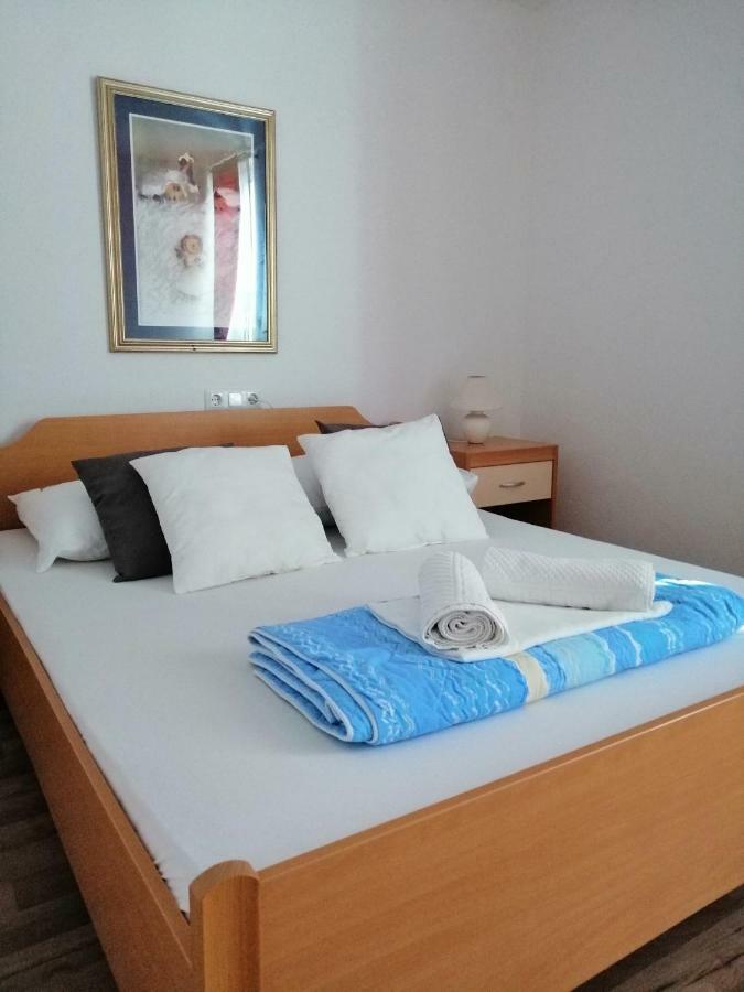 Apartmán Vila Filipasic Vir Exteriér fotografie