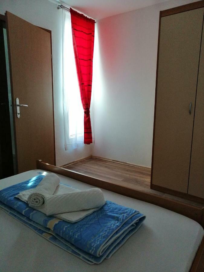 Apartmán Vila Filipasic Vir Exteriér fotografie